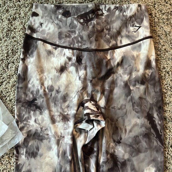 GymShark NWT Women's Cement Brown Spray Dye ELEVATE Leggings, Size Medium - Picture 3 of 6